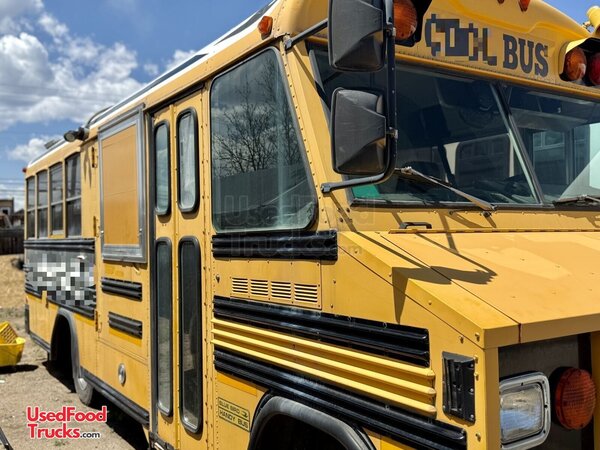 GMC Mobile All Purpose Food Truck w/ 2022 Kitchen Buildout