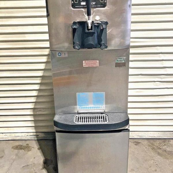 Taylor Crown Floor Model Soft Serve Ice Cream Machine C706-33