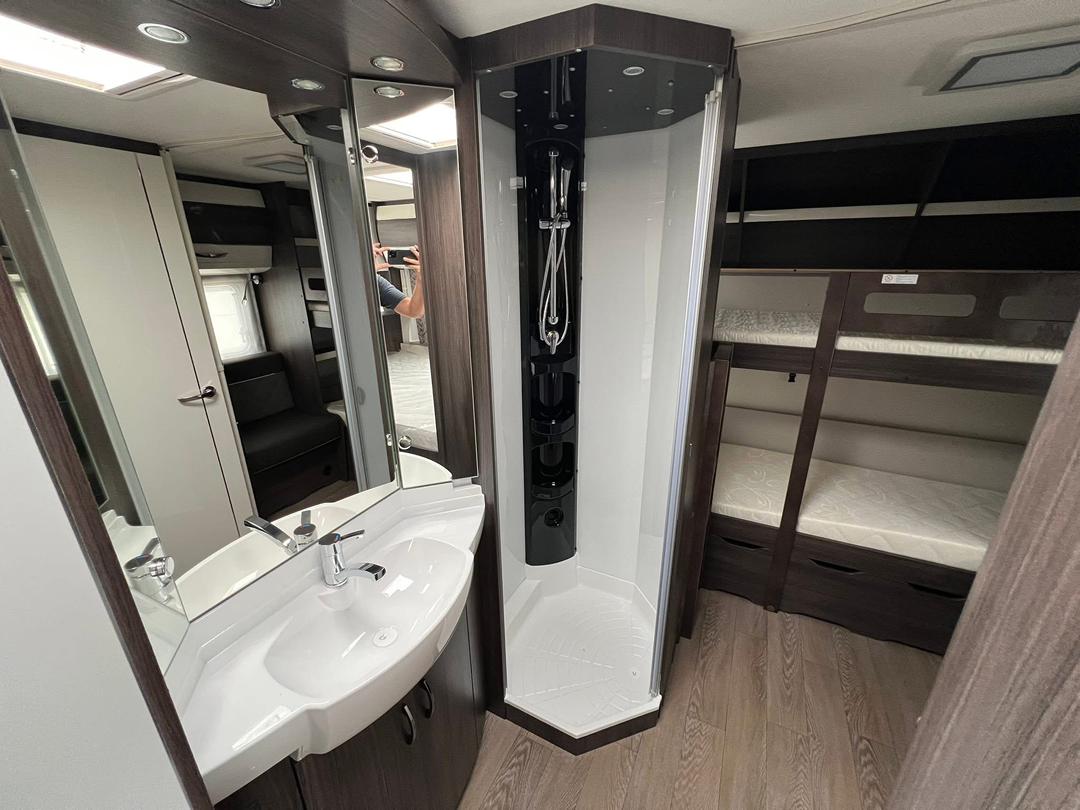 Hobby caravan at wholesale prices - Image 6