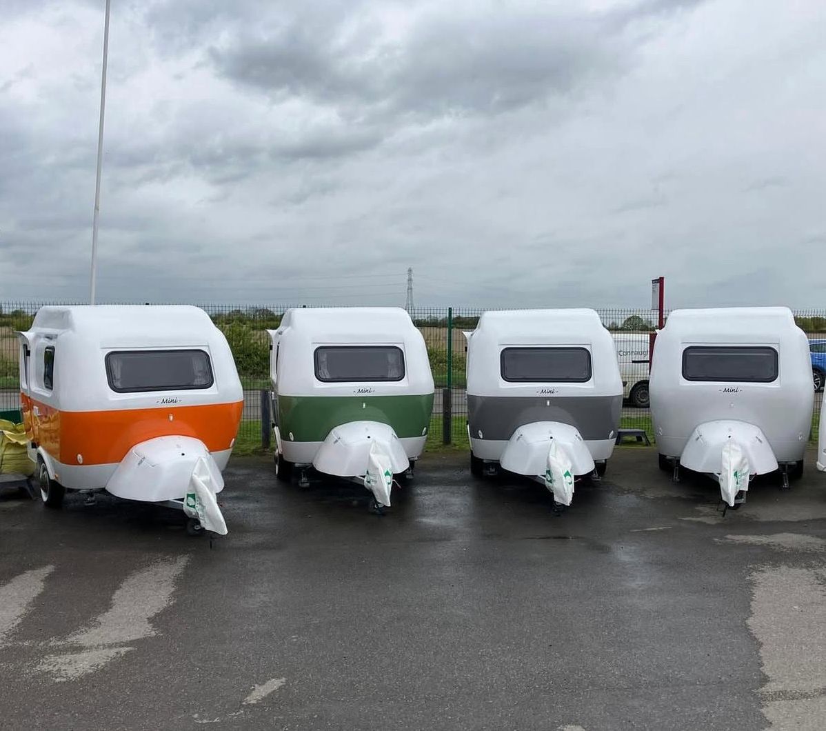 CAPSULE CARAVAN MINI R AND XL CAPSULE CARAVAN AT WHOLESALE PRICES - Image 9